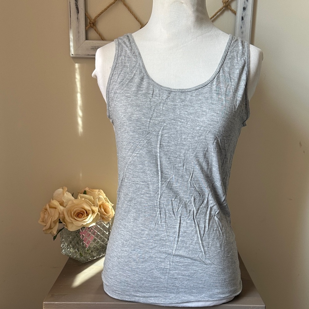 Women's Gray Sleeveless Tank Top - Classic Everyday Layering size L
